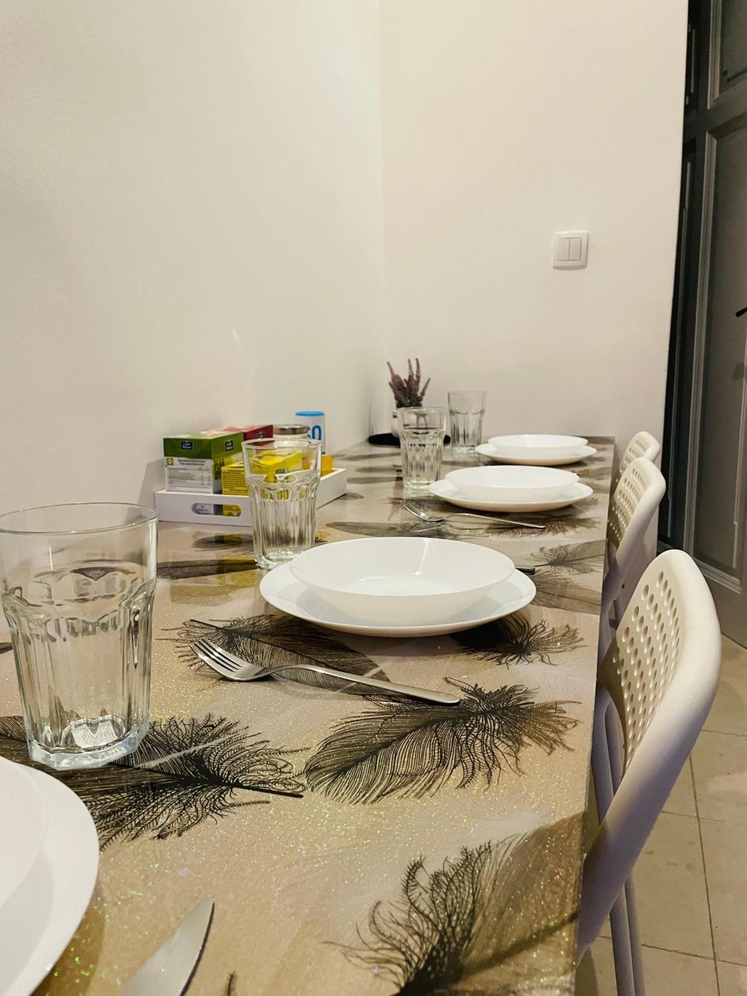 Hostel Green World نوفي ساد المظهر الخارجي الصورة