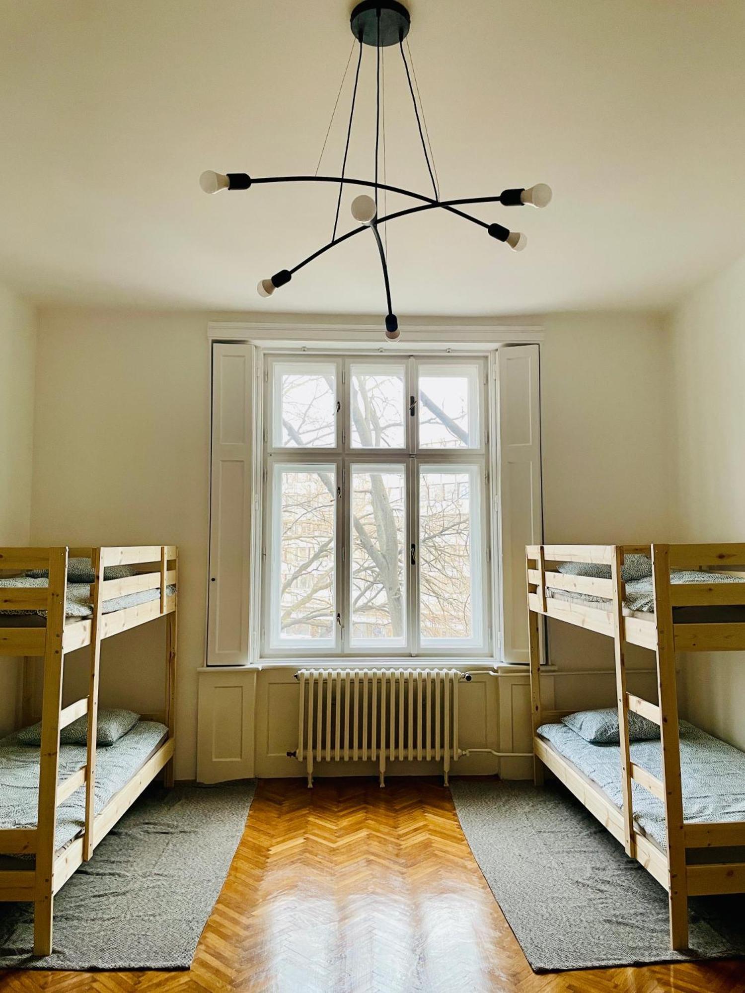 Hostel Green World نوفي ساد المظهر الخارجي الصورة
