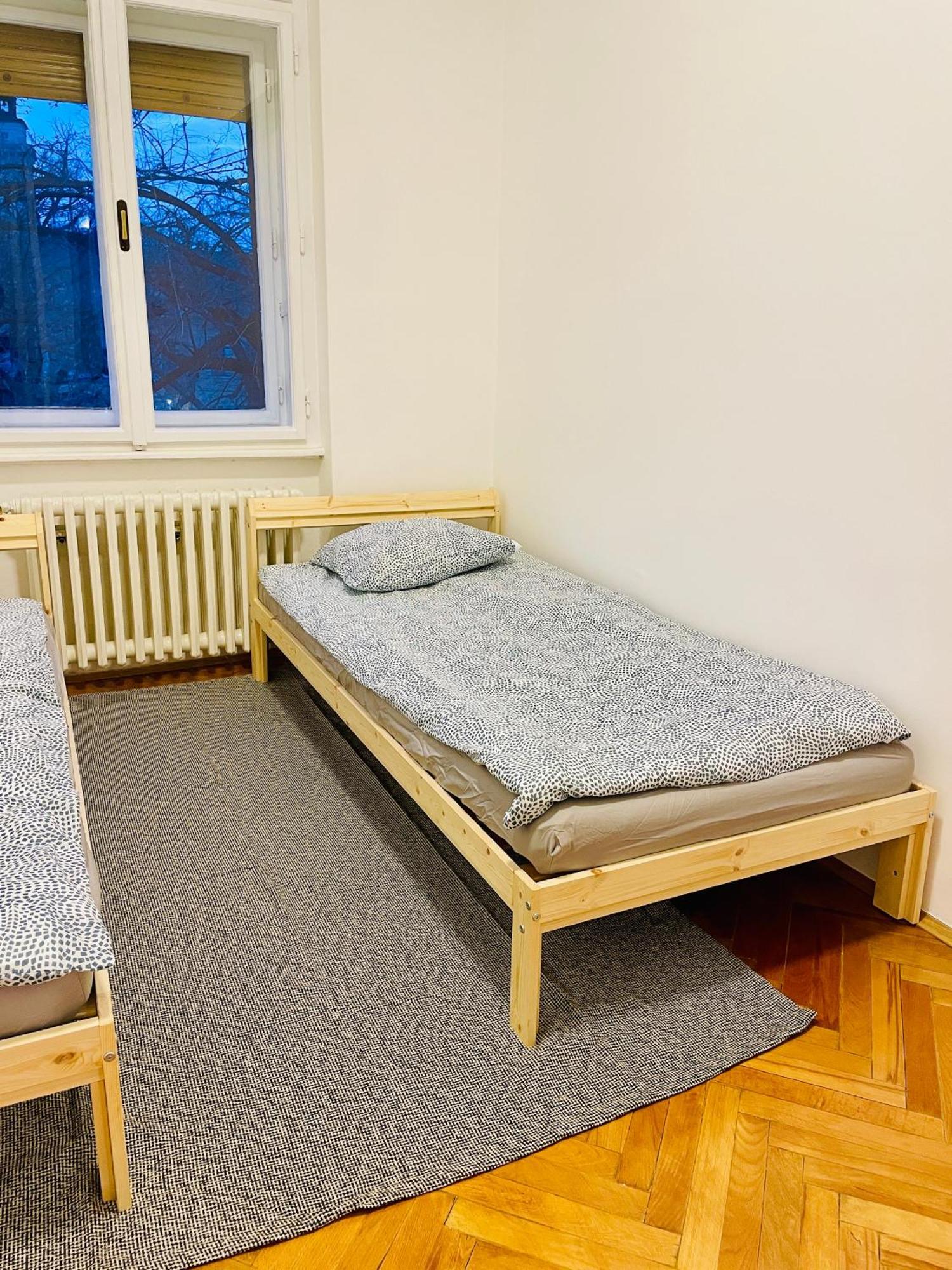 Hostel Green World نوفي ساد المظهر الخارجي الصورة
